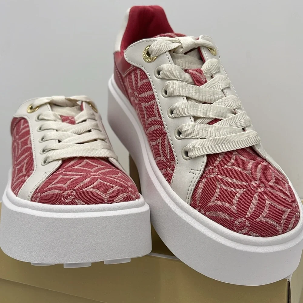 MICHAEL KORS ROMEY LACE UP MK FOULARD JQD MD
49F4RMFS1Y
LT BRY SBT - Picture 5 of 16